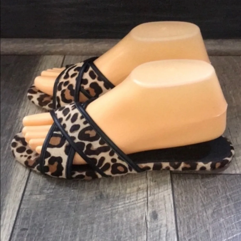 Authentic J. Crew designer leather print slide flats mules sandals sz 7.5